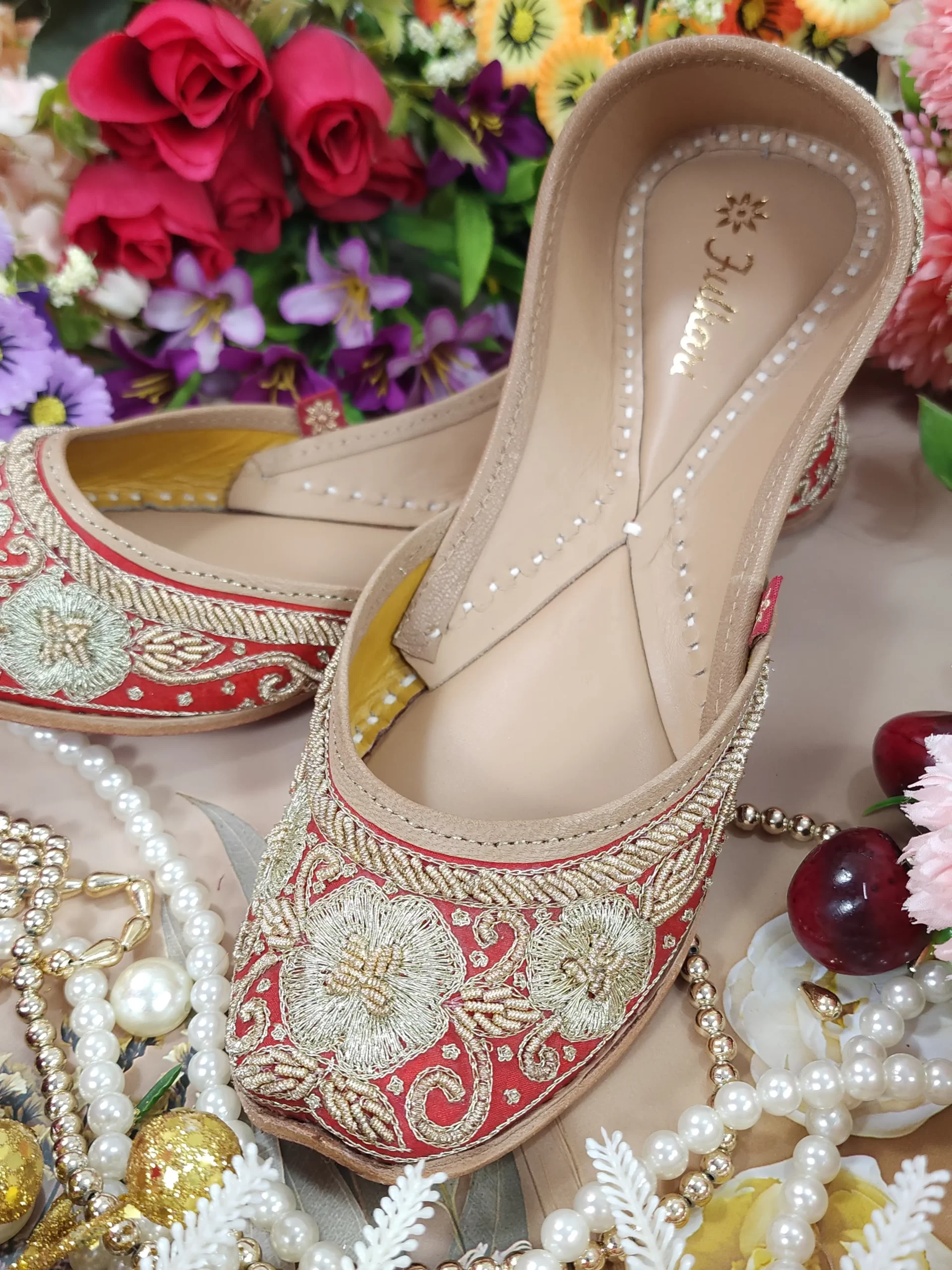 flower red gold flower red gold