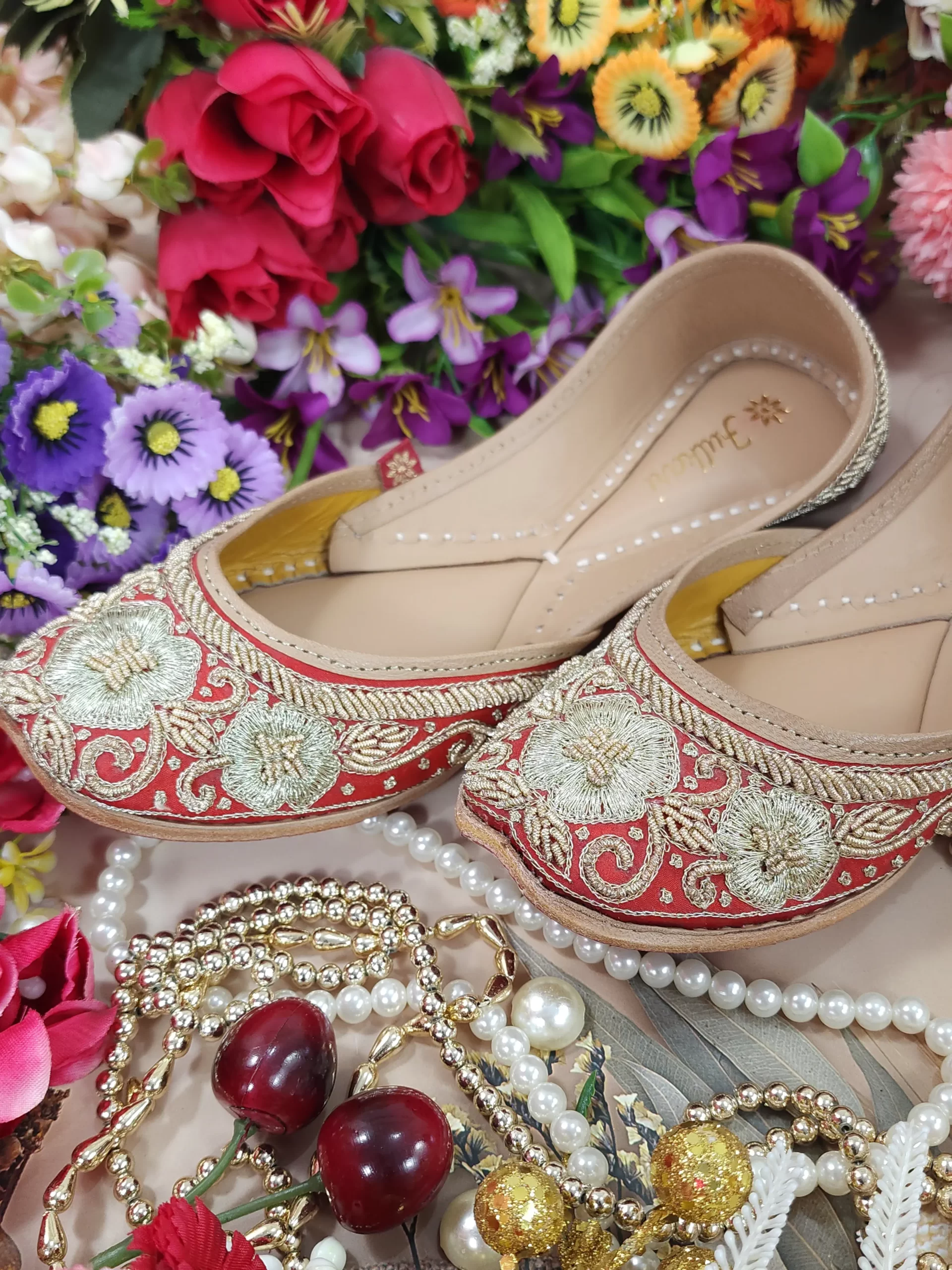 flower red gold flower red gold