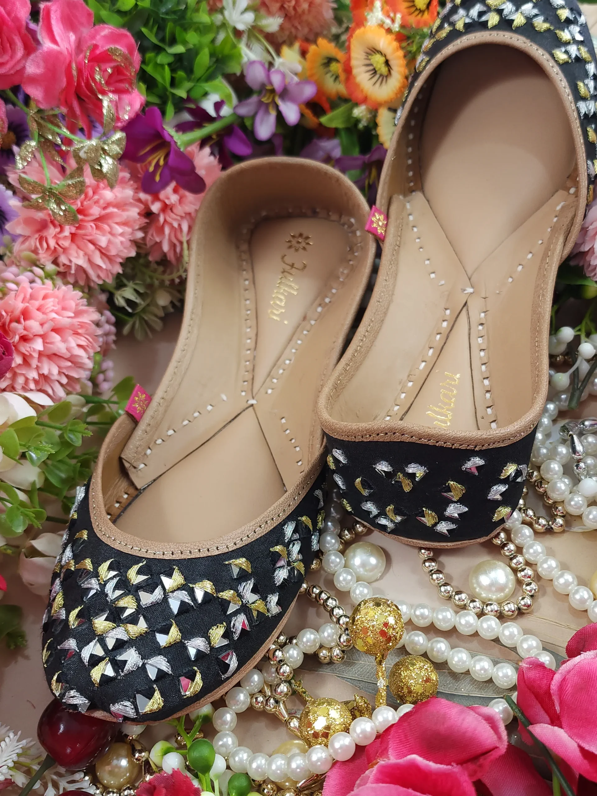 twinkle black gold twinkle black gold
