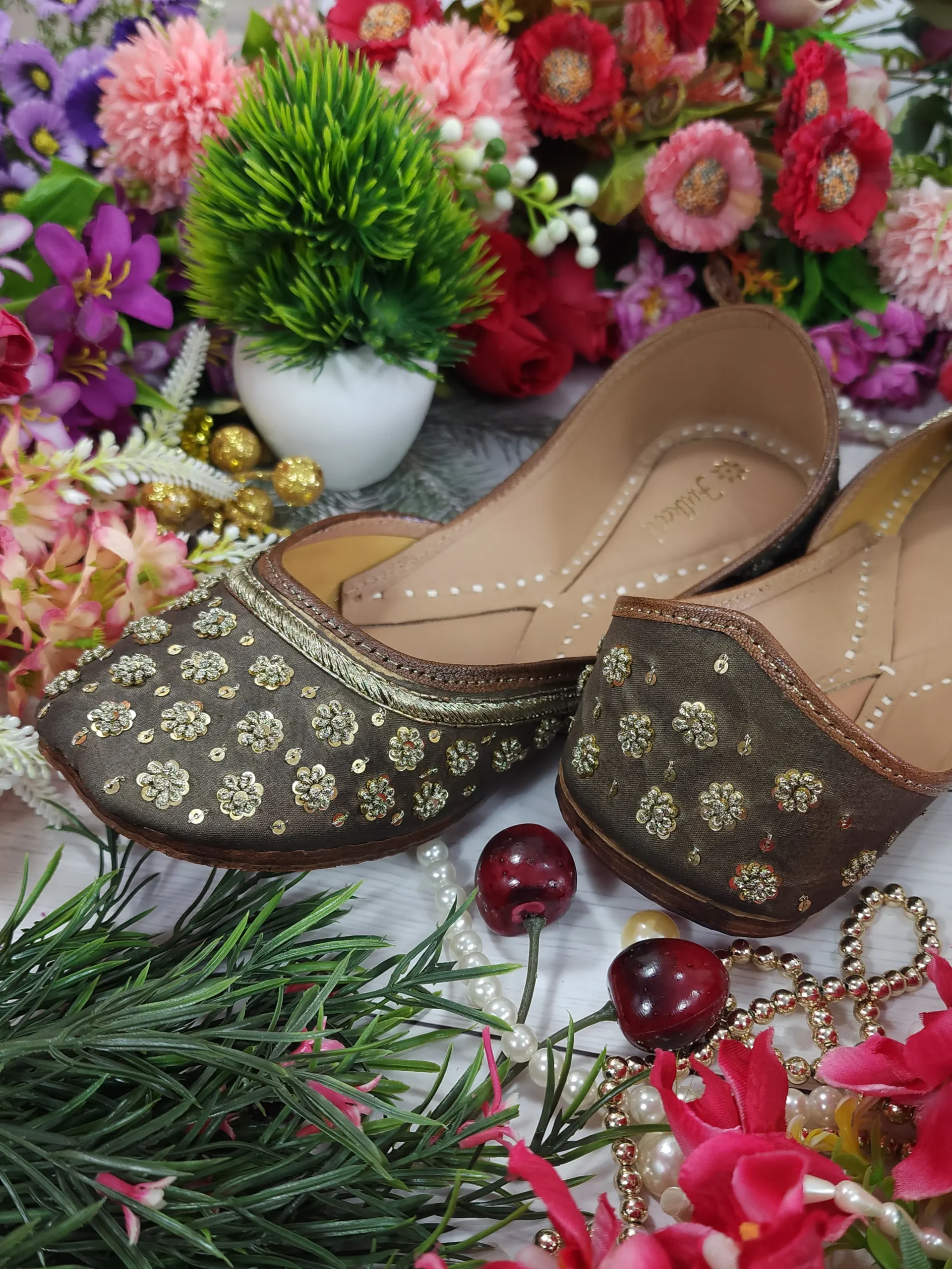 phulkari lily zarri flower brown gold phulkari lily zarri flower brown gold