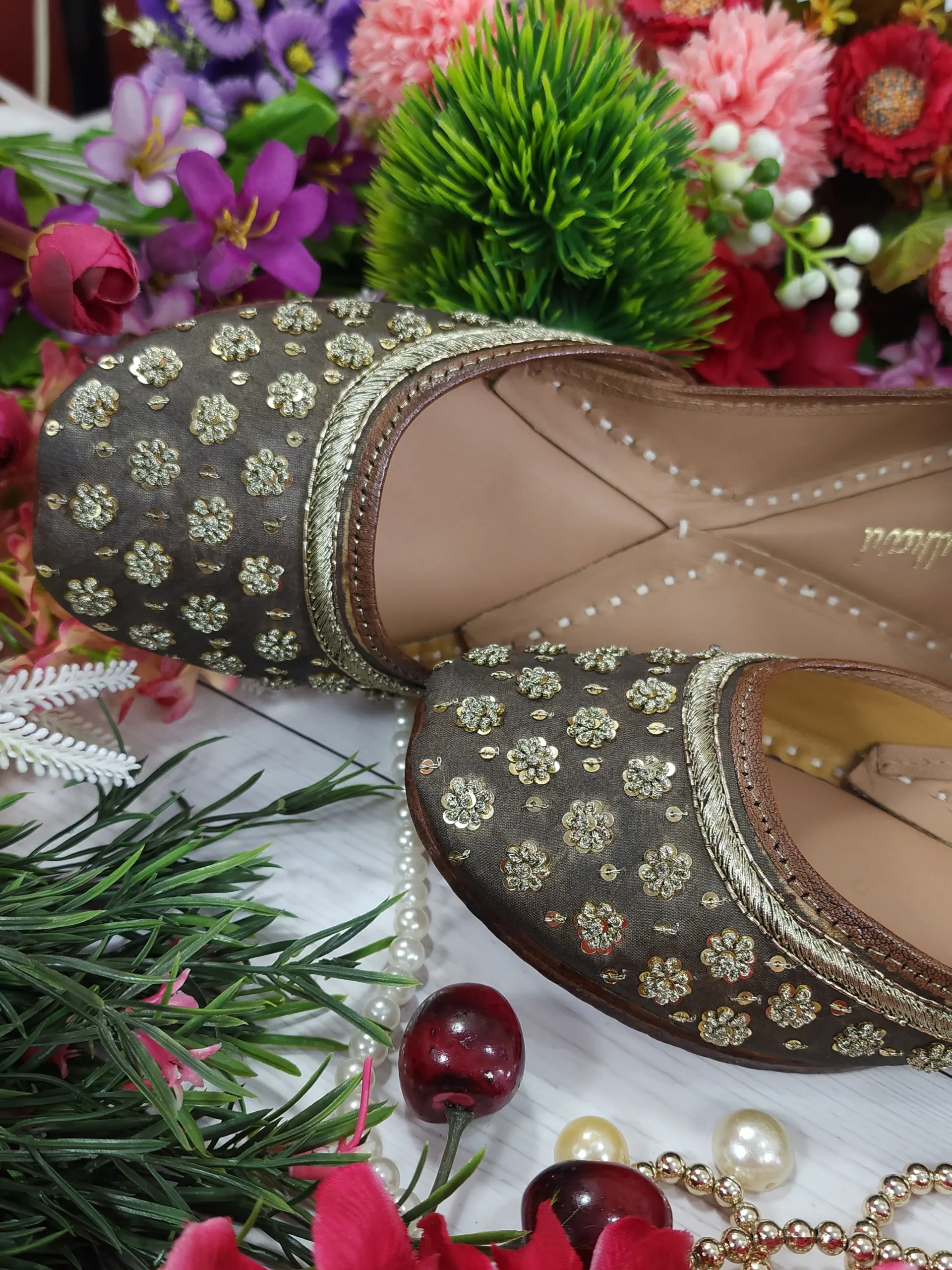 phulkari lily zarri flower brown gold phulkari lily zarri flower brown gold