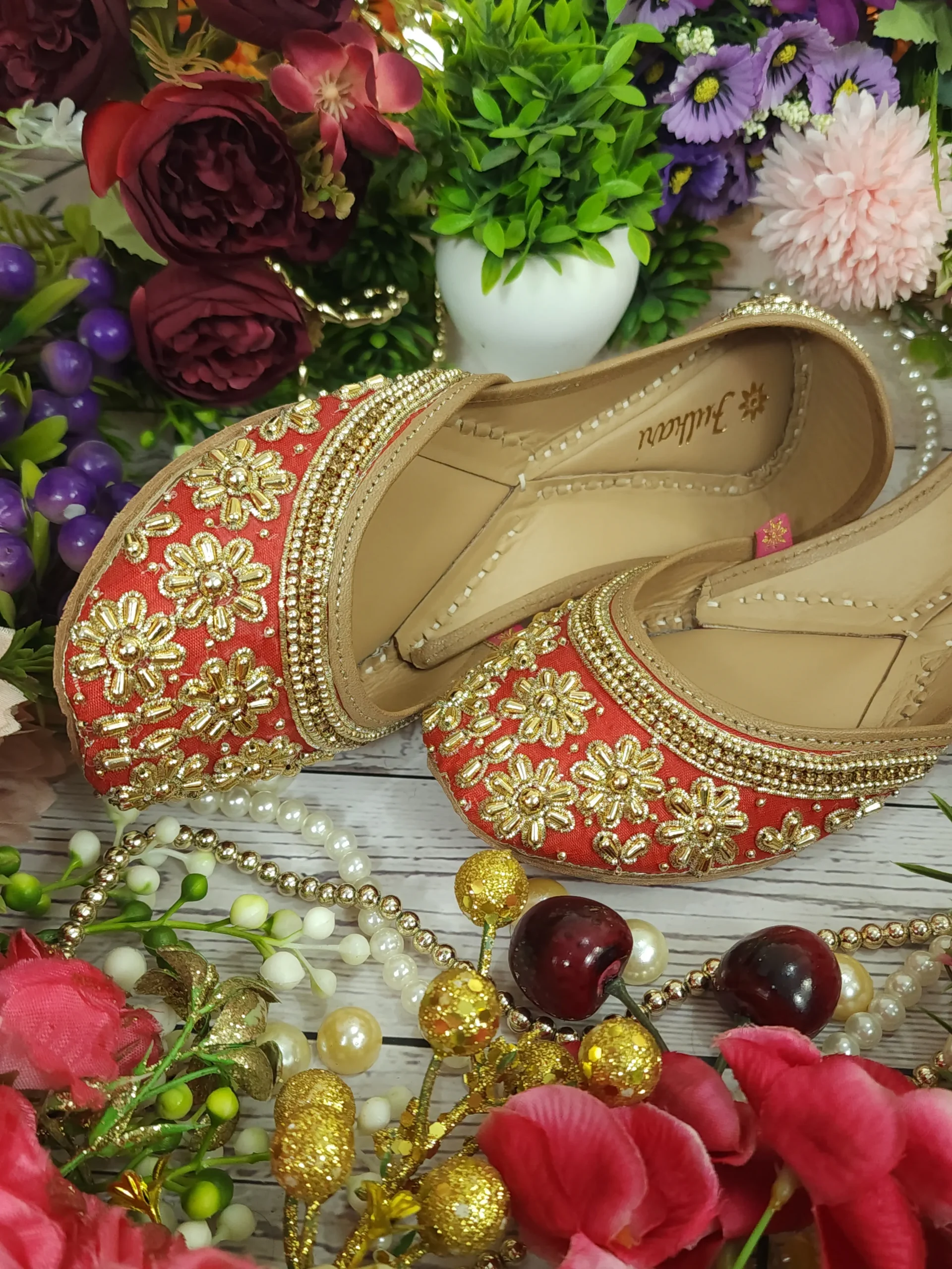 surahi beads saloni red gold surahi beads saloni red gold