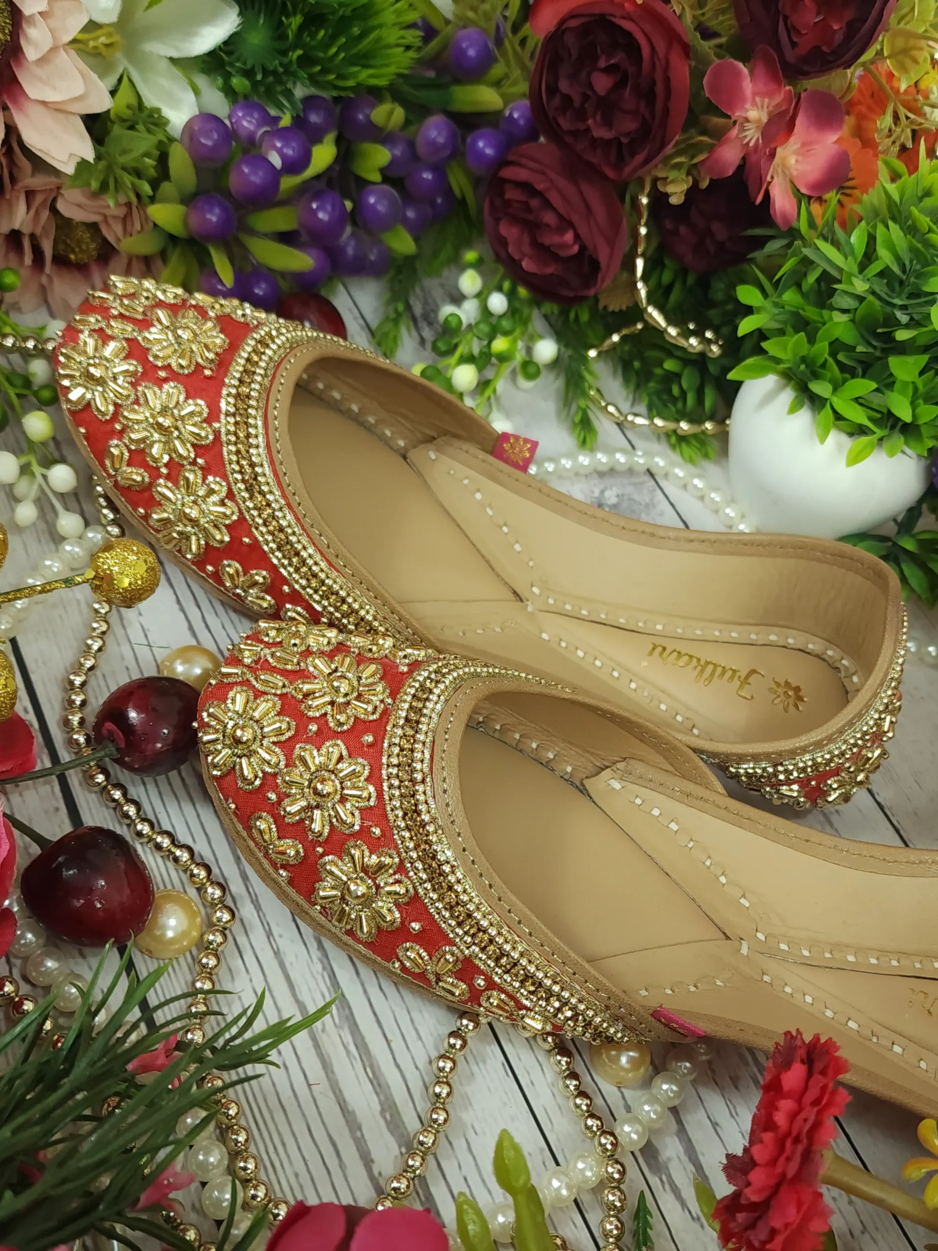 surahi beads saloni red gold surahi beads saloni red gold