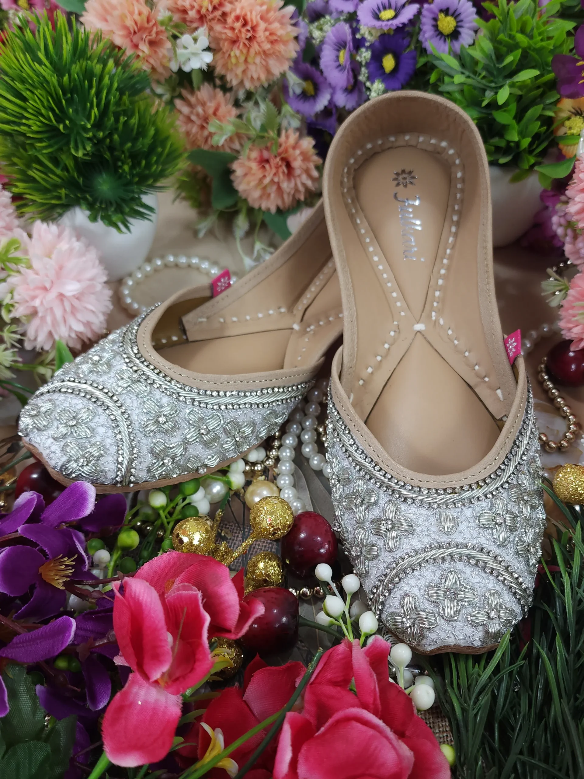 royal bridal forget me not juttis white silver royal bridal forget me not juttis white silver