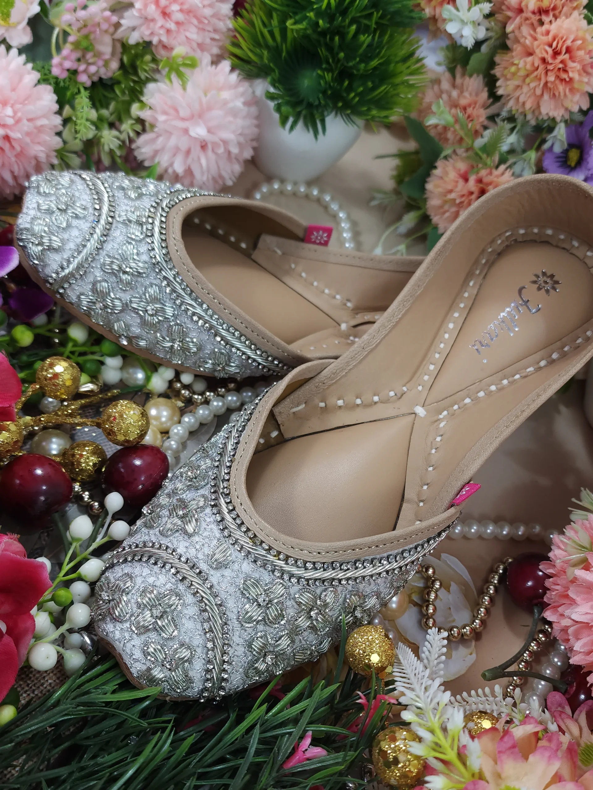 royal bridal forget me not juttis white silver royal bridal forget me not juttis white silver