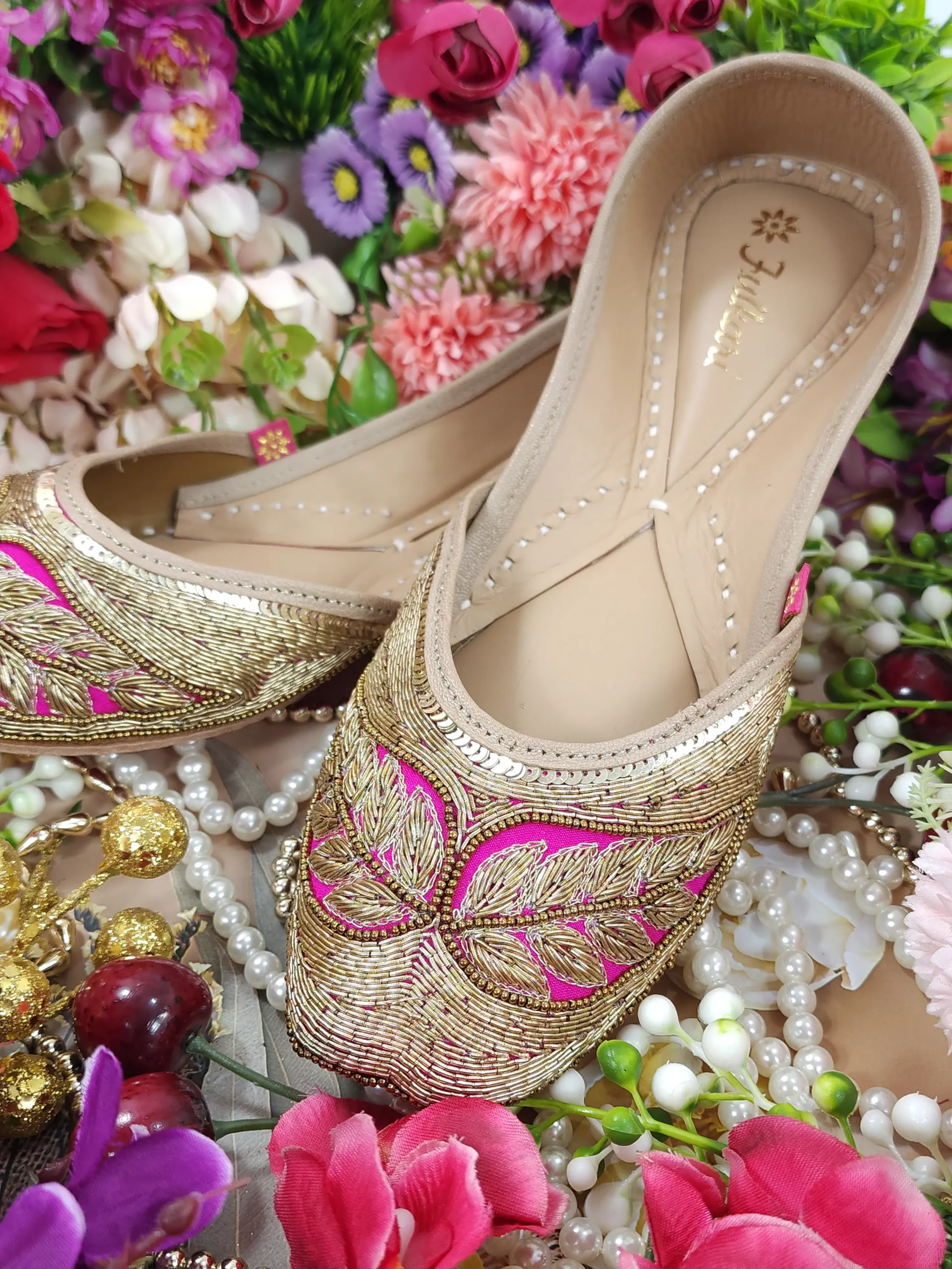 royal wedding lily of the valley jutti magenta gold royal wedding lily of the valley jutti magenta gold