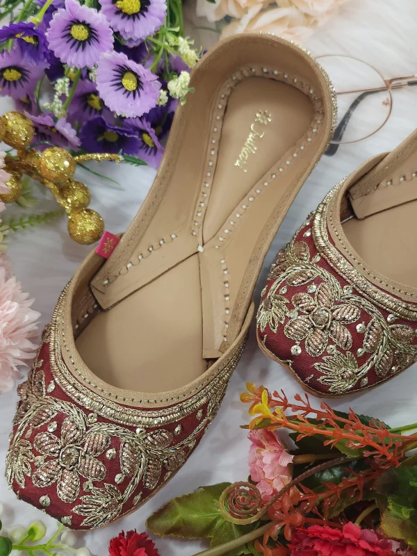 Home fulkari women's murraya genuine soft leather zardozi handwork embroidered juttis maroon gold