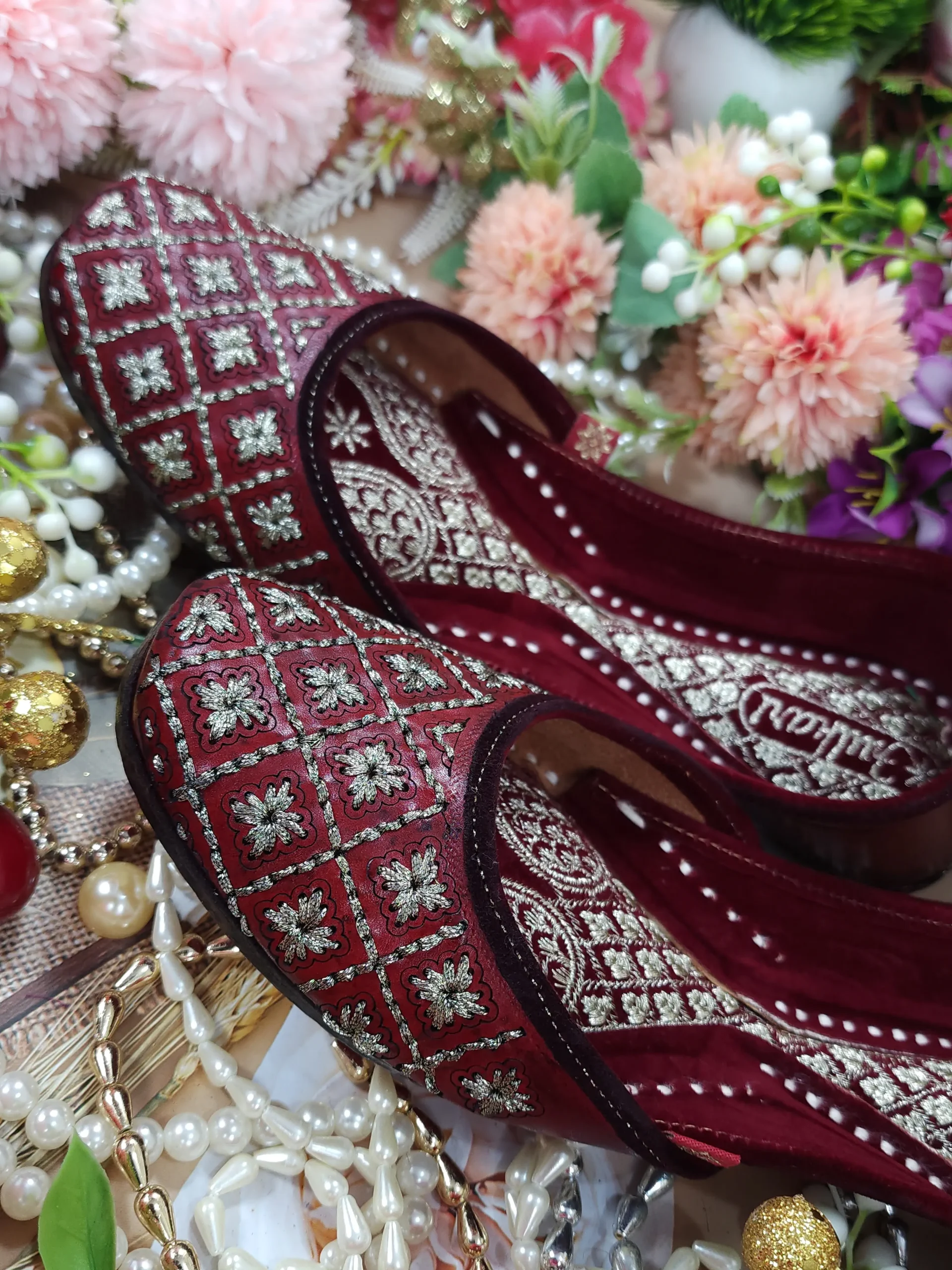 diamond leather embroidry maroon antic gold semi casual maroon gold diamond leather embroidry maroon antic gold semi casual maroon gold