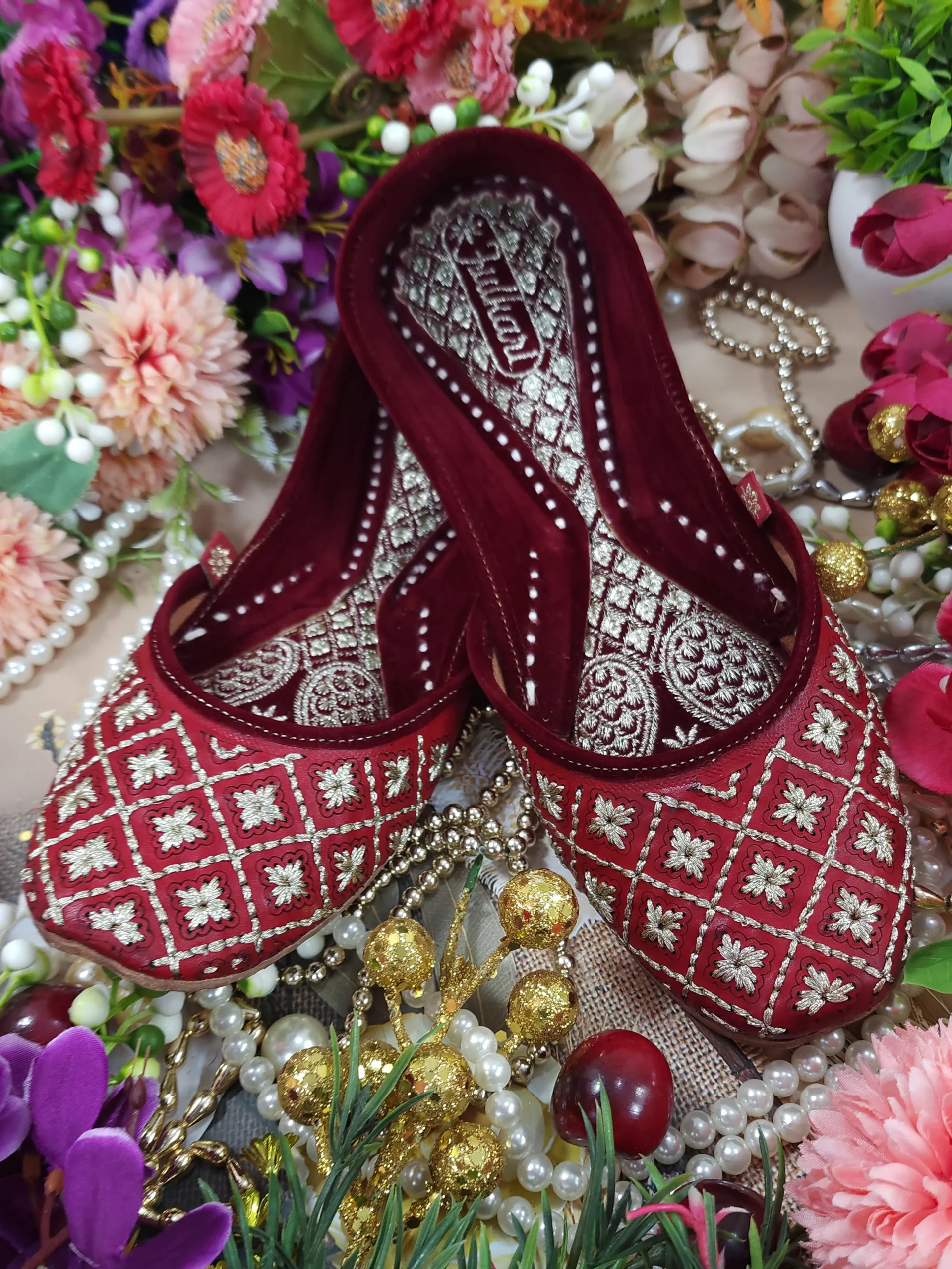 diamond leather embroidry red gold semi casual red gold diamond leather embroidry red gold semi casual red gold