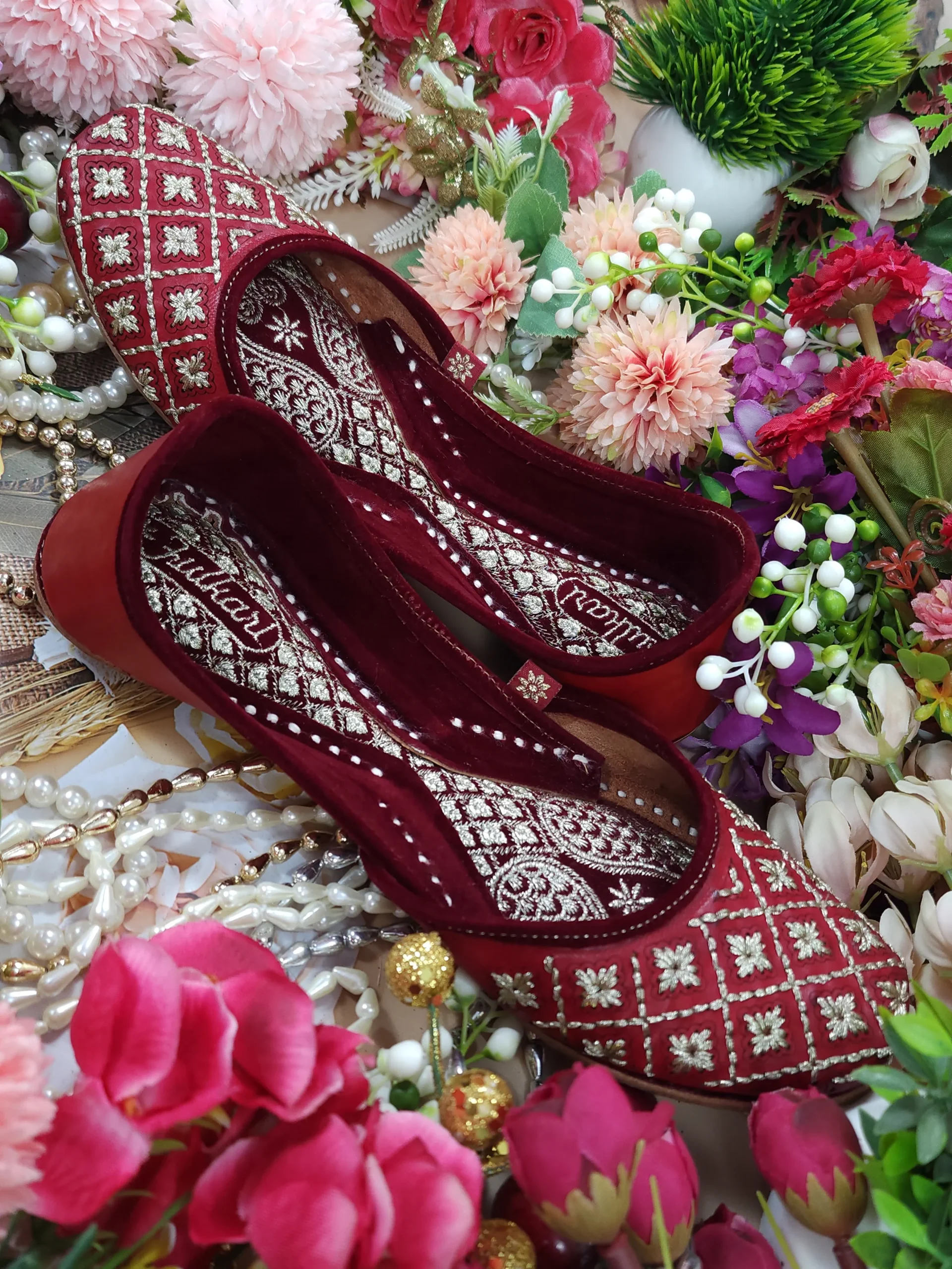 diamond leather embroidry red gold semi casual red gold diamond leather embroidry red gold semi casual red gold