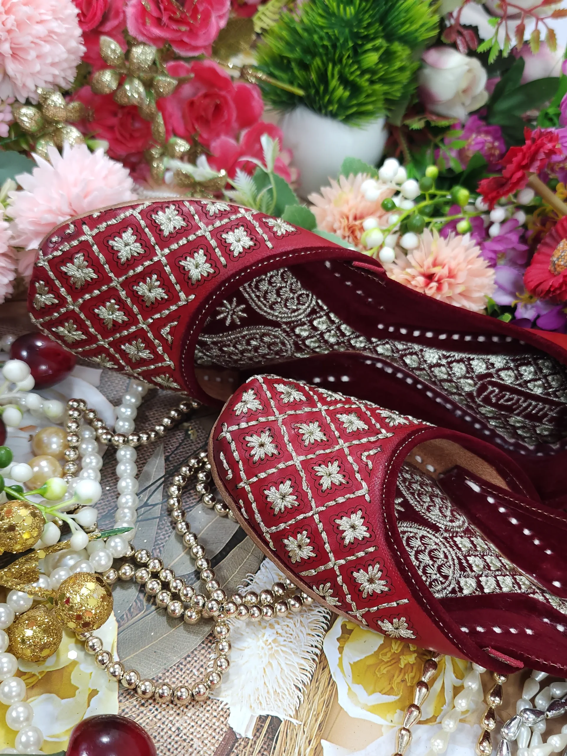diamond leather embroidry red gold semi casual red gold diamond leather embroidry red gold semi casual red gold